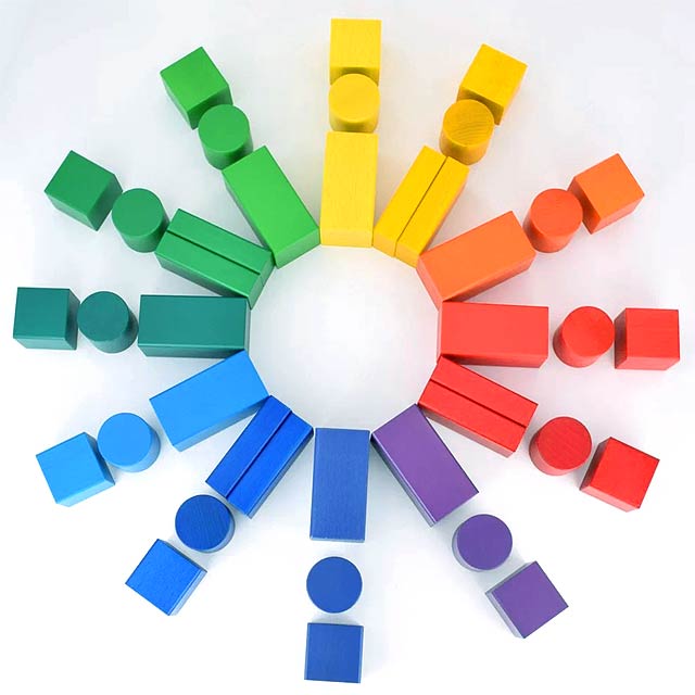 グラデーションカラーの鮮やかな積み木