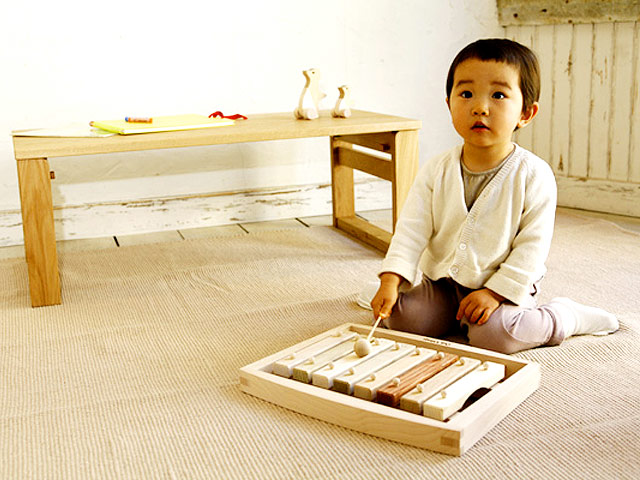 森の合唱団(オークヴィレッジ)日本の森から生まれた国産材の子ども用
