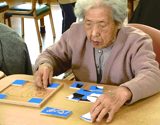 介護レク　認知症予防　福祉玩具